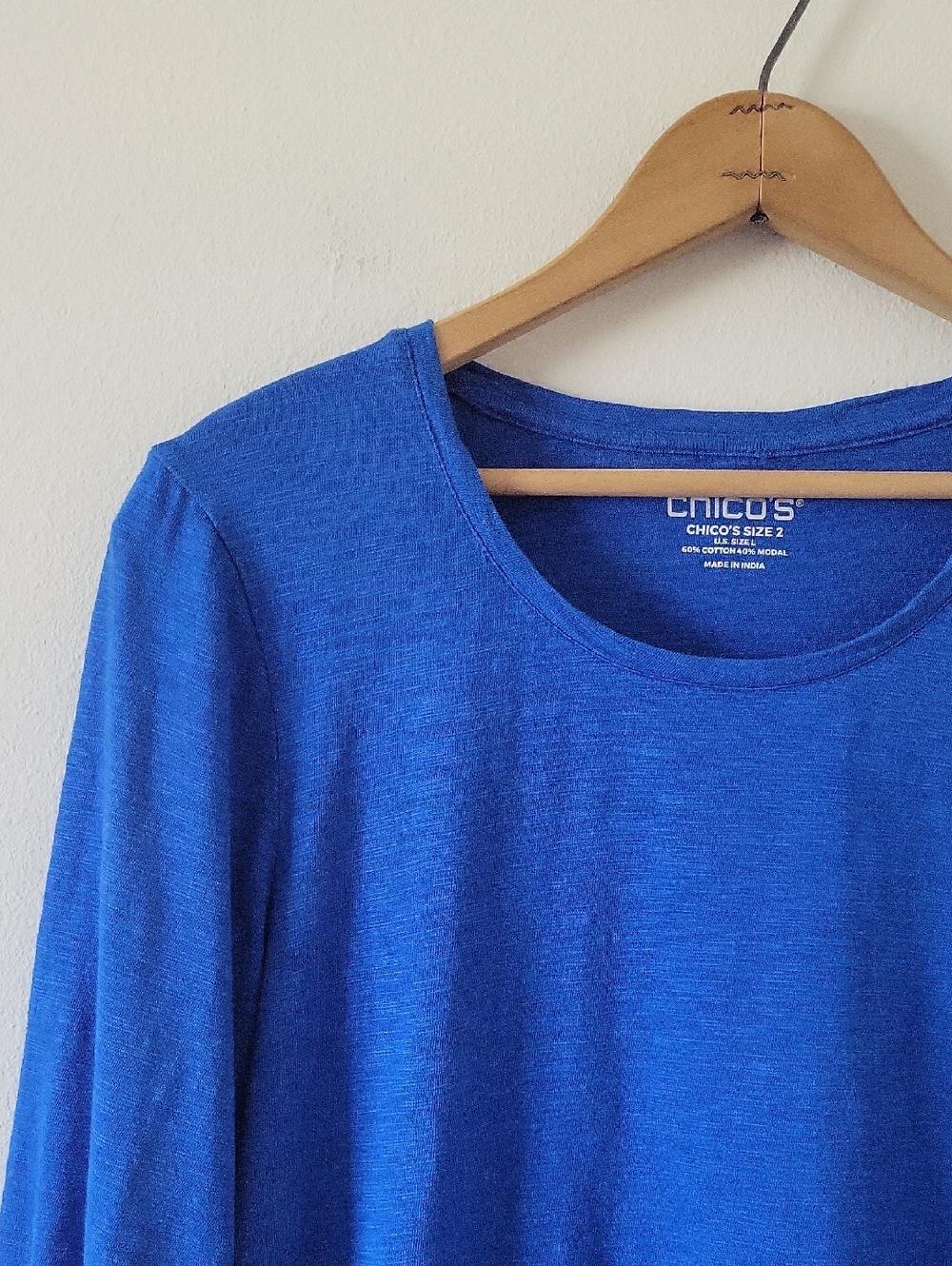 Chico's Cobalt Cotton Slub Smocked Sleeve Tee Basic Knit Size Large - Picture 2 of 6